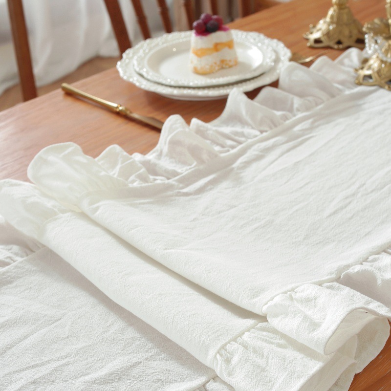 Solid Color Ruffled Rectangula - Linen Table Runner recension och pris